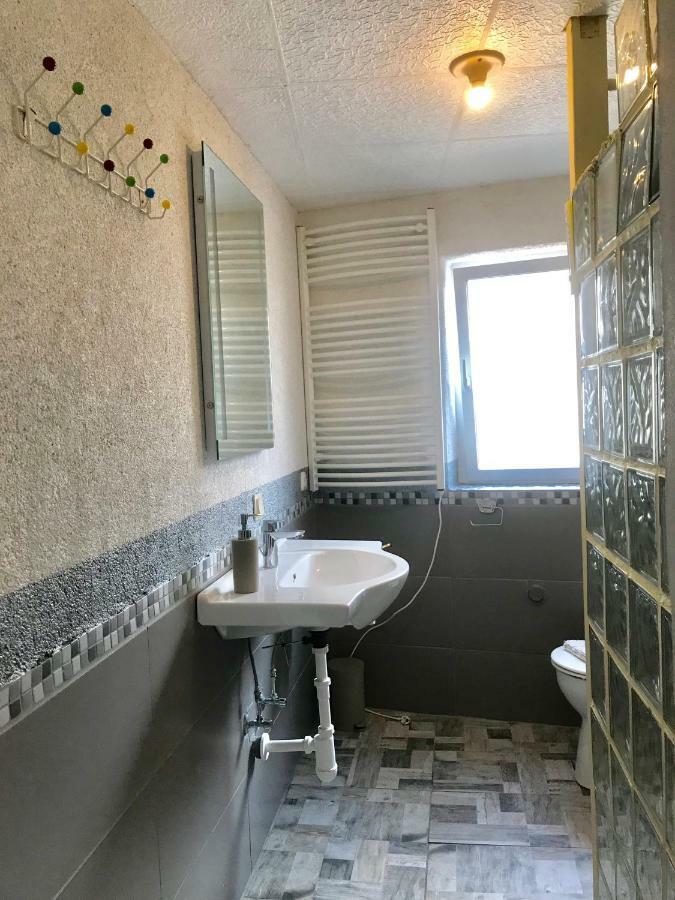 Ferienwohnung In Ediger Eller Εξωτερικό φωτογραφία